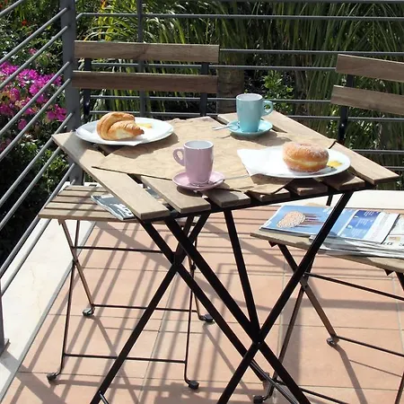 Il Sughero Oda ve Kahvaltı 4*