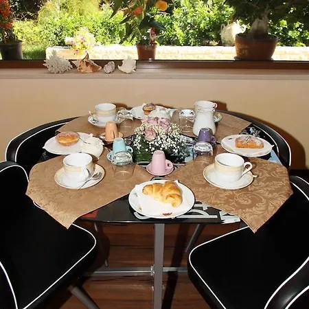 לינה וארוחת בוקר Il Sughero