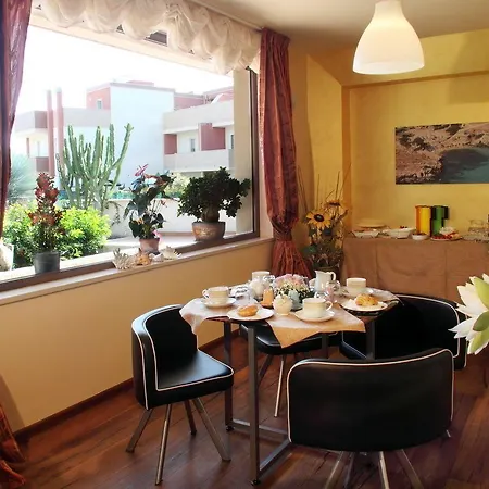 לינה וארוחת בוקר Il Sughero מונופולי