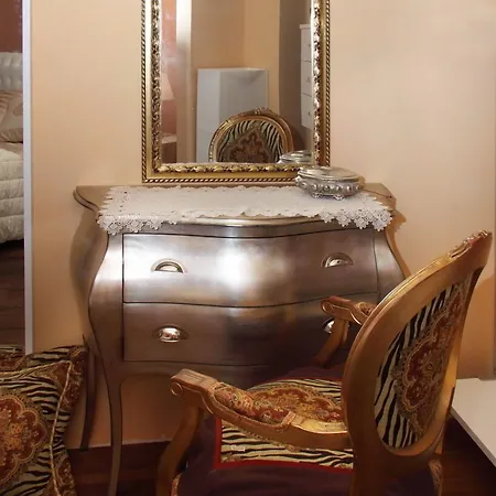 לינה וארוחת בוקר Il Sughero מונופולי